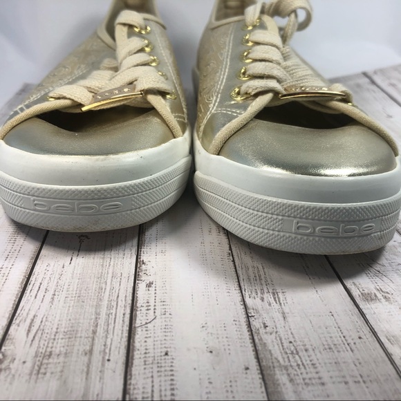Bebe Dane Shiny Gold Lace-up Vented Sneaker Sz 7 - Picture 10 of 15